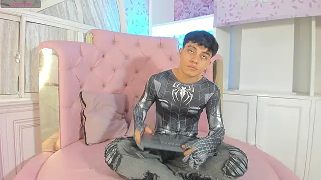 Dani rivass online show from December 2025 11:45:01 AM