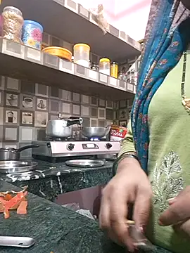 anjalibb online show from September 2025 04:08:01 AM