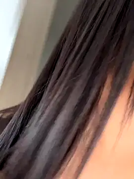 Lu090  online show from December 2025 04:06:01 PM