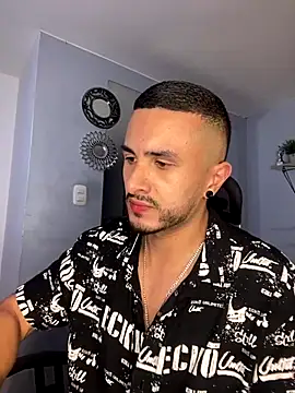 Snapshot of ALEXXX_KING chatting on September 2025 08:09:01 PM ALEXXX KING online show from September 2025 08:09:01 PM