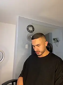 Snapshot of ALEXXX_KING chatting on September 2025 07:41:01 PM ALEXXX KING online show from September 2025 07:41:01 PM