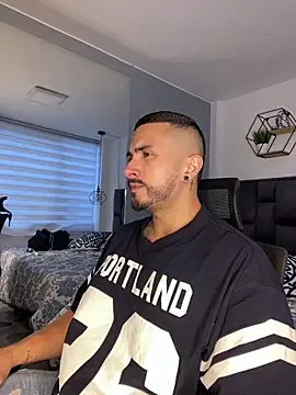 Snapshot of ALEXXX_KING chatting on October 2025 12:28:02 PM ALEXXX KING online show from October 2025 12:28:02 PM