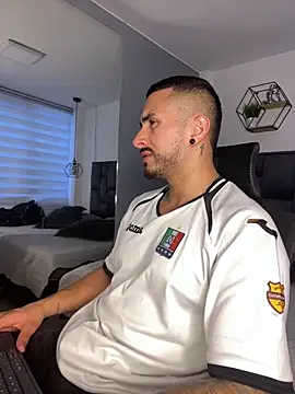 Snapshot of ALEXXX_KING chatting on October 2025 12:38:02 PM ALEXXX KING online show from October 2025 12:38:02 PM