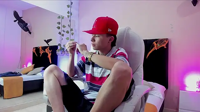 Nascary Fox online show from October 2025 07:35:01 PM