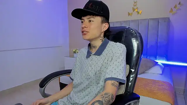 Nascary Fox online show from February 2026 07:27:02 PM