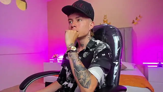 Nascary Fox online show from April 2026 03:07:01 PM