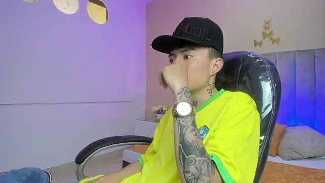 Nascary Fox online show from February 2026 07:14:02 PM