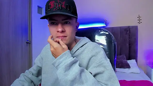 Nascary Fox online show from March 2026 12:11:01 PM