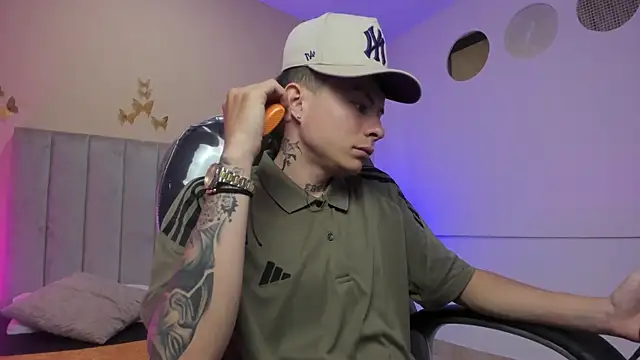 Nascary Fox online show from March 2026 12:27:01 PM