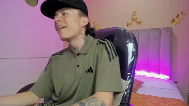 Nascary Fox online show from February 2026 08:07:01 PM