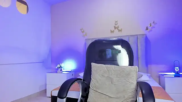 Nascary Fox online show from April 2026 01:06:02 PM