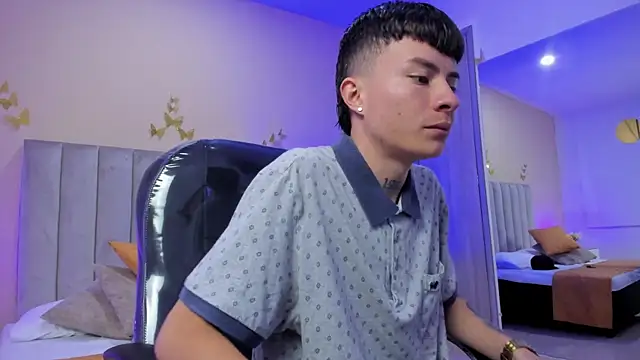 Nascary Fox online show from January 2026 07:41:02 PM