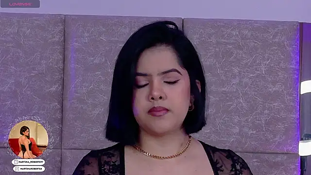 Martina-Roberts- online show from October 2025 04:00:01 AM