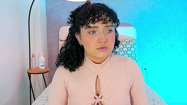 Tracielowe w online show from October 2025 03:41:01 AM