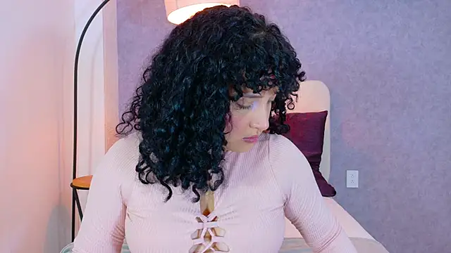 Snapshot of Tracielowe_w chatting on December 2025 03:28:02 AM Tracielowe w online show from December 2025 03:28:02 AM