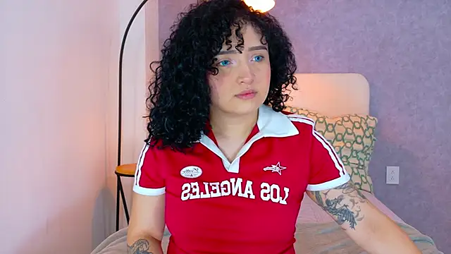 Tracielowe w online show from December 2025 03:38:02 AM