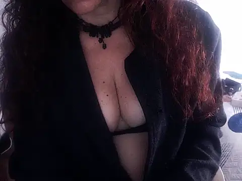 fenix colette online show from October 2025 07:37:01 PM