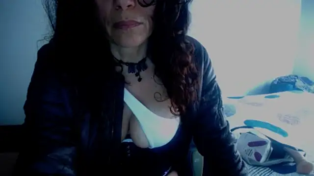 fenix colette online show from March 2026 09:05:02 PM