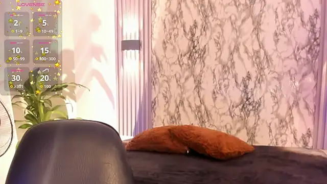 ChloeeMason online show from October 2025 11:09:01 AM