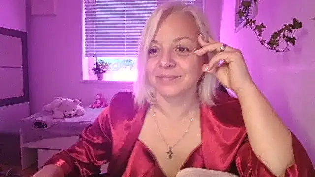 Linsy Kim online show from December 2025 06:56:02 AM