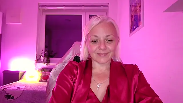 Linsy Kim online show from September 2025 07:14:01 PM