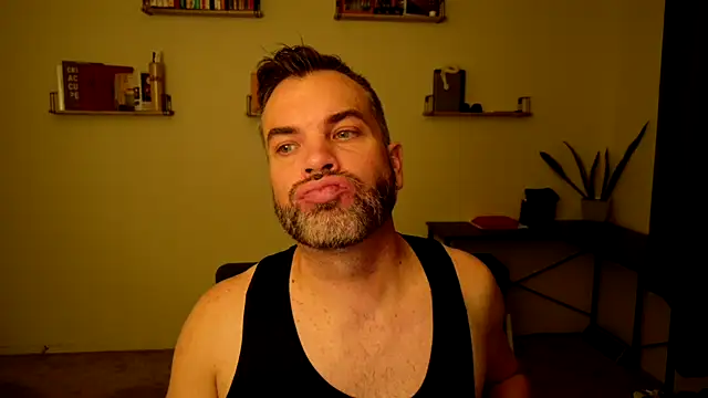 Snapshot of Ty_lerDavid chatting on November 2025 07:12:02 AM Ty lerDavid online show from November 2025 07:12:02 AM