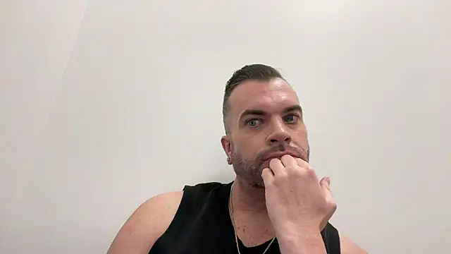 Snapshot of Ty_lerDavid chatting on October 2025 10:17:02 PM Ty lerDavid online show from October 2025 10:17:02 PM