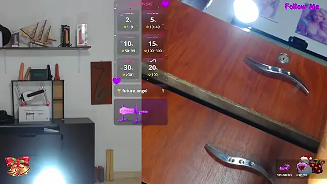 keily  funny online show from December 2025 11:21:02 AM