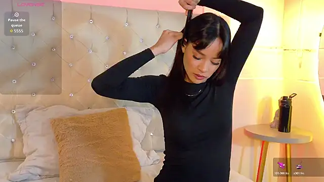 Snapshot of CathMellow chatting on February 2026 07:22:01 PM CathMellow online show from February 2026 07:22:01 PM