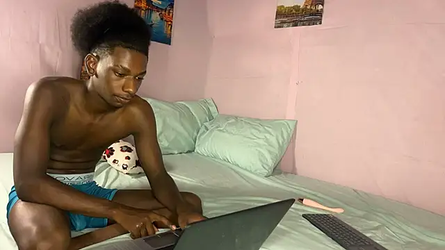 Snapshot of SpicyLolaX_NightDrip chatting on November 2025 05:11:02 AM SpicyLolaX NightDrip online show from November 2025 05:11:02 AM