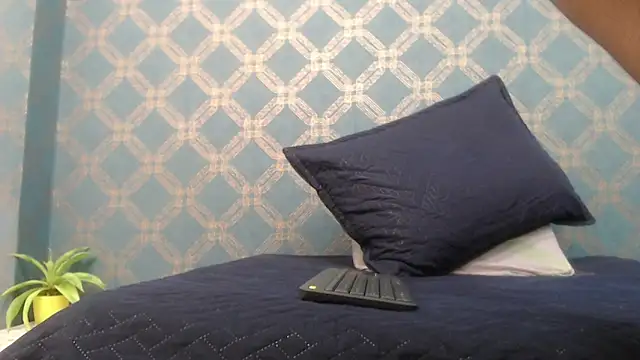 Snapshot of scarlett646 chatting on September 2025 03:06:02 AM scarlett646 online show from September 2025 03:06:02 AM