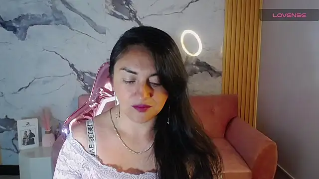 Snapshot of tamara_ch1 chatting on September 2025 12:12:01 PM tamara ch1 online show from September 2025 12:12:01 PM