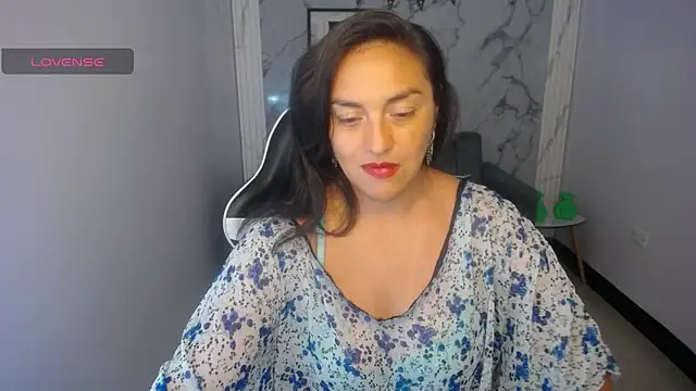 tamara ch1 online show from October 2025 10:31:02 PM