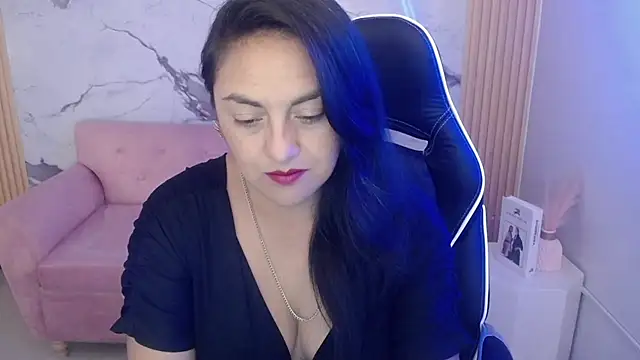 tamara ch1 online show from November 2025 03:50:02 AM