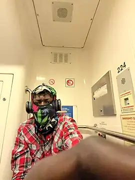 Vikehim online show from November 2025 04:17:01 AM