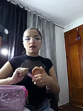 Snapshot of NaughtyLola_26 chatting on October 2025 08:24:01 PM NaughtyLola 26 online show from October 2025 08:24:01 PM