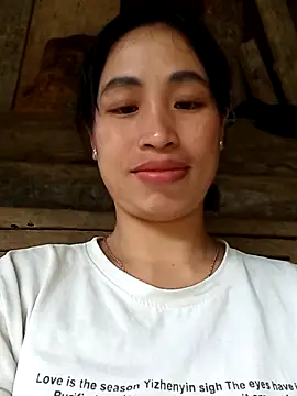 misa 00 online show from April 2026 05:25:01 AM