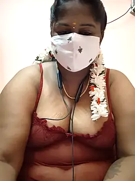 Snapshot of bakyasree143 chatting on February 2026 07:33:01 PM bakyasree143 online show from February 2026 07:33:01 PM