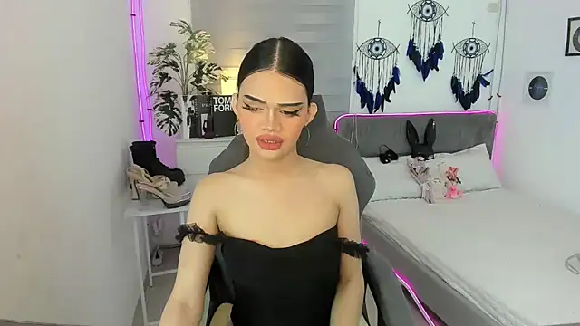 Snapshot of tstoni_talks chatting on October 2025 11:52:01 PM tstoni talks online show from October 2025 11:52:01 PM