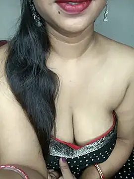 Snapshot of Komal_G chatting on September 2025 03:42:02 AM Komal G online show from September 2025 03:42:02 AM