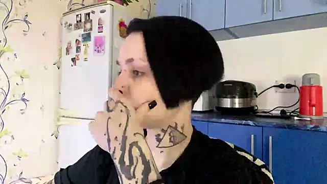 CandaceBlaze online show from October 2025 08:32:02 PM