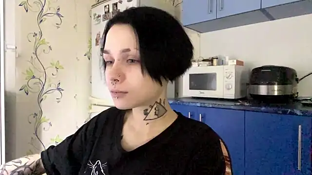 CandaceBlaze online show from October 2025 08:32:02 PM