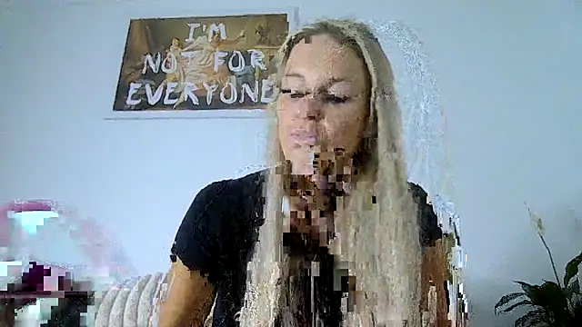 Snapshot of imyourgoodgirl69 chatting on November 2025 03:44:01 AM imyourgoodgirl69 online show from November 2025 03:44:01 AM