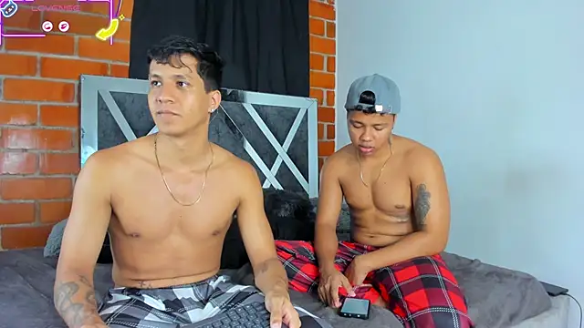 Snapshot of Robertmiller21 chatting on February 2026 01:45:01 AM Robertmiller21 online show from February 2026 01:45:01 AM