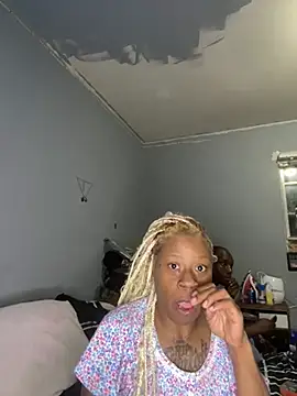 Snapshot of Tishrella6 chatting on February 2026 02:58:02 AM Tishrella6 online show from February 2026 02:58:02 AM