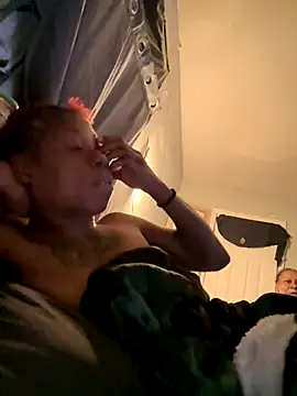 Snapshot of Tishrella6 chatting on December 2025 04:22:02 AM Tishrella6 online show from December 2025 04:22:02 AM