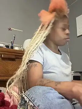 Snapshot of Tishrella6 chatting on February 2026 12:51:02 AM Tishrella6 online show from February 2026 12:51:02 AM