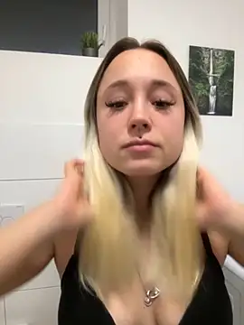 stelli 99 online show from October 2025 05:46:01 PM