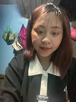 maianhcute online show from February 2026 02:58:01 PM