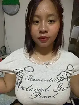 maianhcute online show from October 2025 02:17:02 PM